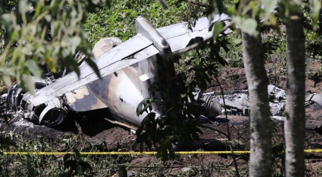 Meksika&#039;da küçük uçak düştü: 6 ölü, 1 yaralı