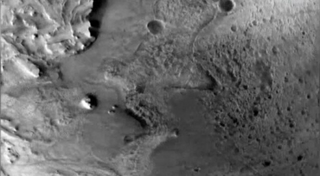 NASA, uzay aracının Mars&#039;a iniş anına ait yeni görüntü yayınladı