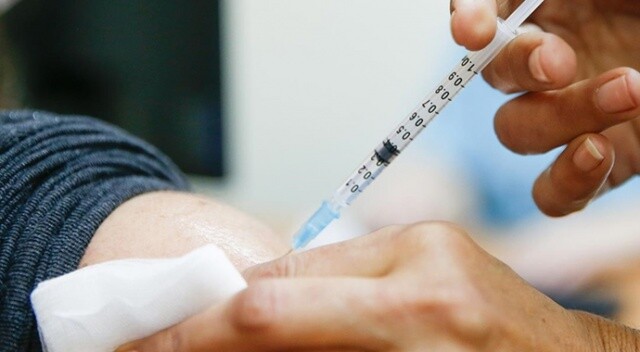 Sağlık Bakanlığı bilgileri güncelledi: 2 doz aşı olana karantina yok