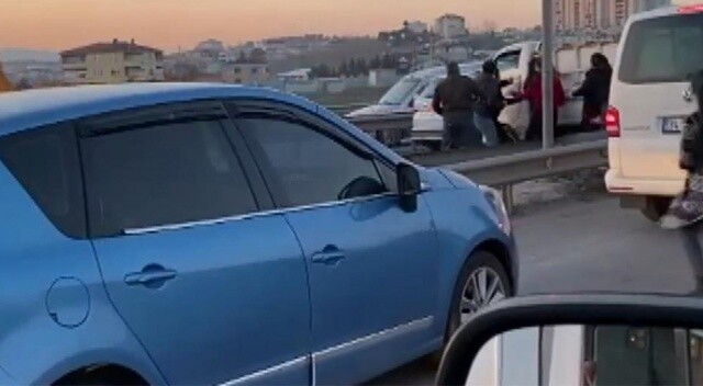 Şile’de trafik terörü: Aracın kapısını açıp, sürücüyü darp ettiler