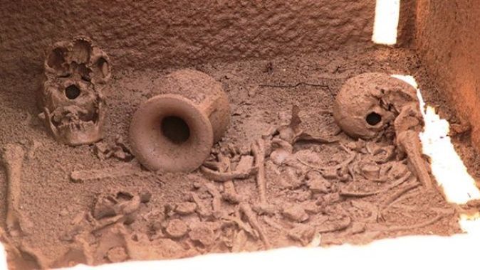 2400 yıl sonra lahit mezar gün yüzüne çıktı