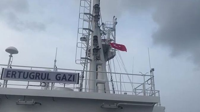 Bakan Dönmez &#039;Ertuğrul Gazi&#039; gemisinin Türk Bayrağına kavuştuğunu duyurdu