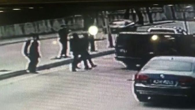Çekmeköy&#039;de kanlı tuzak: 3 otomobil ile cipin önünü kesip silah ve bıçakla saldırdılar
