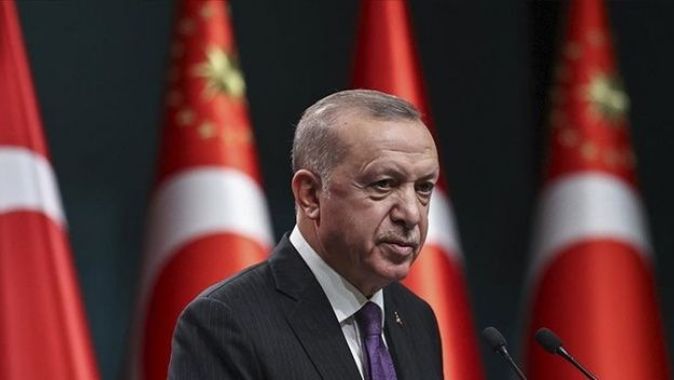 Cumhurbaşkanı Erdoğan, annesi vefat eden Adalet Bakanı Gül&#039;e başsağlığı diledi