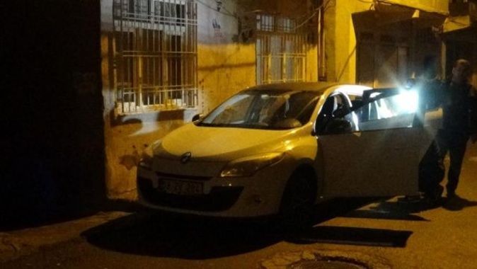 Diyarbakır’da uyuşturucu satıcıları kısıtlama saatinde çatıştı: 2 yaralı