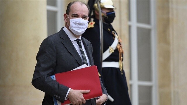 Fransız Başbakanı, sert açıklamaların geldiği Cezayir&#039;e ziyaretini iptal etti