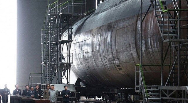 Güney Kore istihbaratı: &quot;Kuzey Kore 3 bin tonluk balistik füze denizaltısının montajını tamamladı&quot;