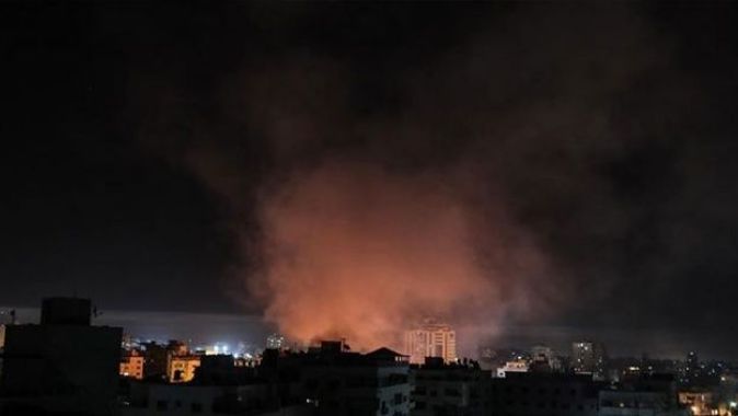 İsrail&#039;den Gazze Şeridi&#039;ne hava saldırısı