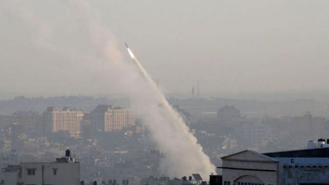 İsrail, Gazze Şeridi&#039;nden 3 roket fırlatıldığını duyurdu