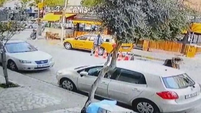 İzmir’de film gibi olay: Kaçırdığı taksi ile yayaya çarpan kadın yakalandı