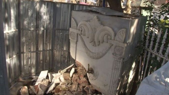 Kadıköy’de bir gecede yok olan tarihi çeşme, aylardır restore edilmeyi bekliyor