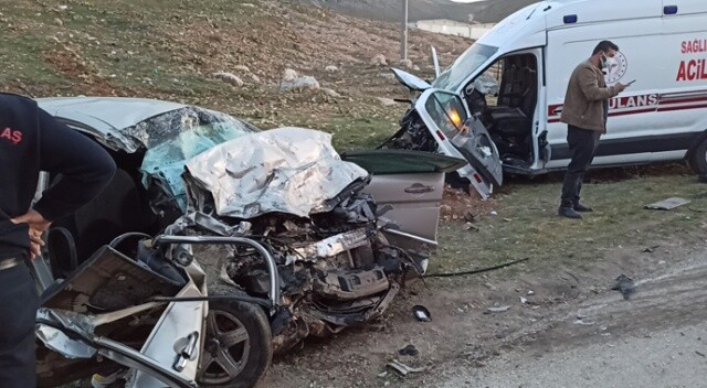 Kahramanmaraş&#039;ta ambulans ile otomobil çarpıştı: 3 ölü, 3 yaralı