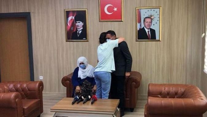Mardin’de teslim olan kadın terörist ailesi ile buluşturuldu