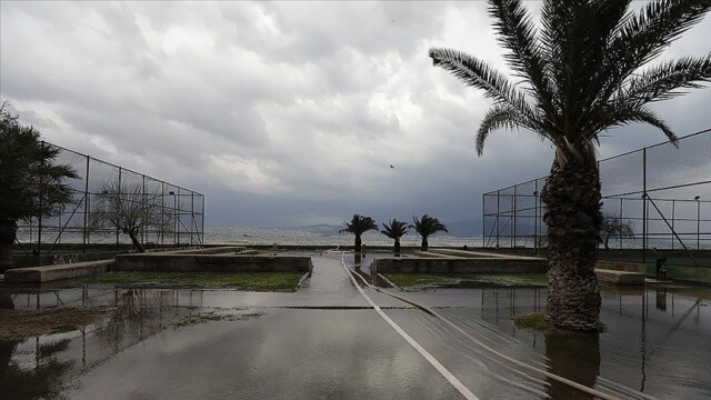 Marmara&#039;nın güney ve batısı ile Ege Bölgesi&#039;nde yarın kuvvetli rüzgar bekleniyor
