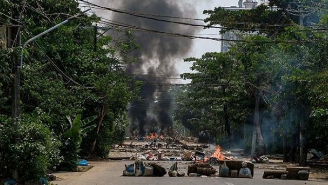 Myanmar&#039;ın Chin eyaletinde darbe karşıtı etnik silahlı grup, ordu ile çatıştı: 10 ölü