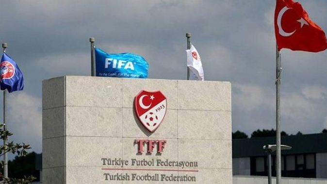 Türkiye Futbol Federasyonundan Cenk Tosun&#039;a geçmiş olsun mesajı
