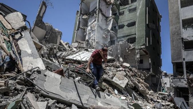 52 bin Filistinli evlerinden oldu