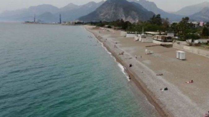 Antalya’da sahilde yerleşik olmayan turist yoğunluğu