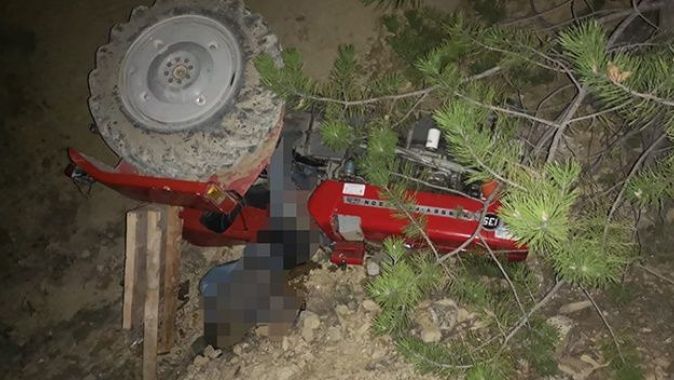 Bolu&#039;da uçuruma devrilen traktörün sürücüsü öldü