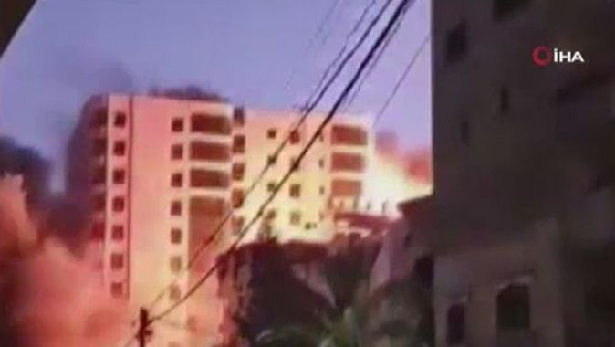 İsrail, Gazze&#039;de 13 katlı binayı vurdu