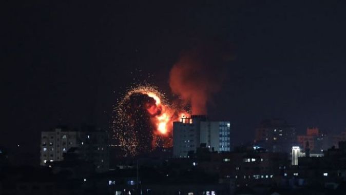 İsrail, Gazze&#039;yi vurmaya devam ediyor! Saldırının adı: Surların Koruyucusu Operasyonu