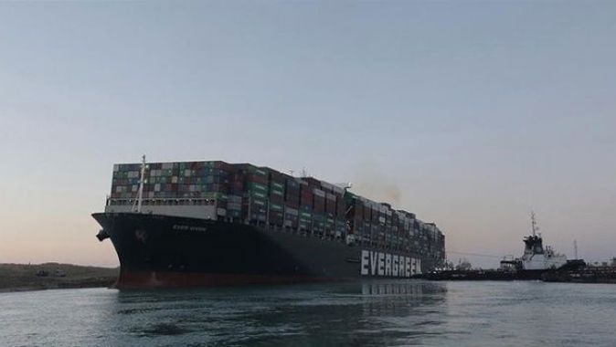 Mısır, Süveyş Kanalı&#039;nı tıkayan gemi için istediği tazminat miktarını düşürdü
