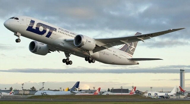 Polonya havayolu şirketi LOT, Tel Aviv&#039;e uçuşları durdurdu