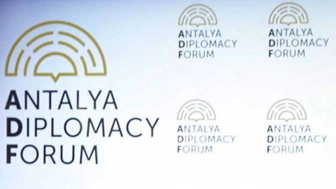 Diplomasinin kalbi Antalya’da atacak
