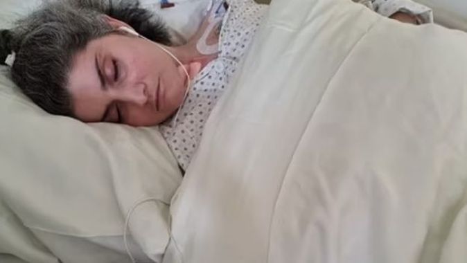 Hamileyken komaya girdi, uyandığında sürprizle karşılaştı