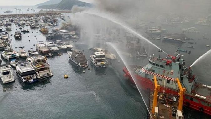 Hong Kong’da marinada yangın: 16 tekne yandı