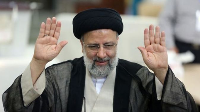 İran&#039;ın yeni Cumhurbaşkanı İbrahim Reisi oldu