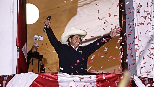 Peru&#039;da devlet başkanlığı seçimini solcu aday Castillo kazandı