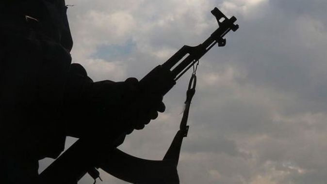 PKK sona gelmeye devam ediyor: 1 terörist daha teslim oldu