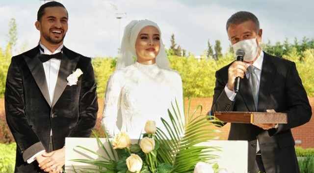 Trabzonsporlu futbolcu Hüseyin Türkmen evlendi