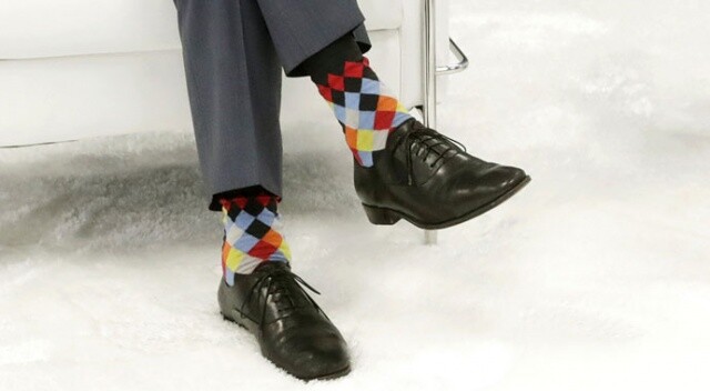 Trudeau&#039;nun renkli çorapları NATO Zirvesi&#039;ne damga vurdu