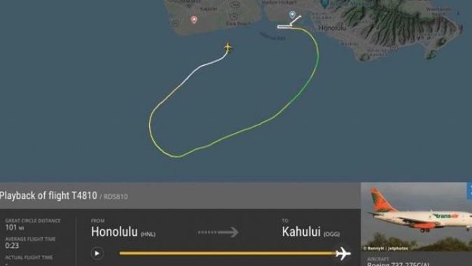 Boeing 737 tipi uçak Hawaii açıklarında denize düştü