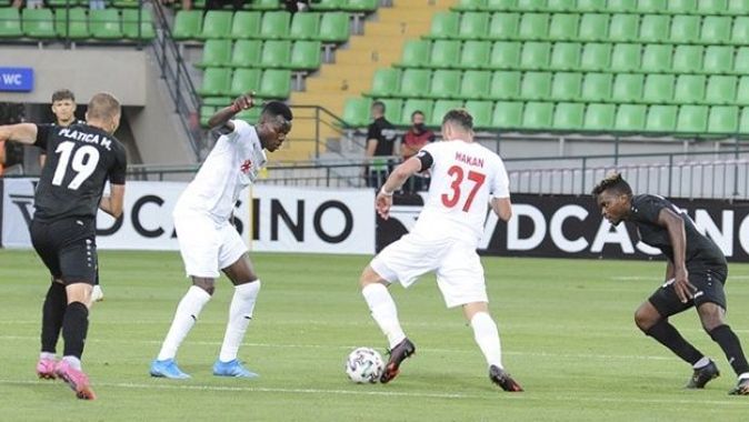 Sivasspor, UEFA Avrupa Konferans Ligi maçında Petrocub&#039;u yendi
