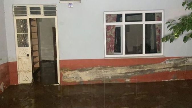 Yağmur Düzce&#039;yi vurdu, evler boşaltılıyor