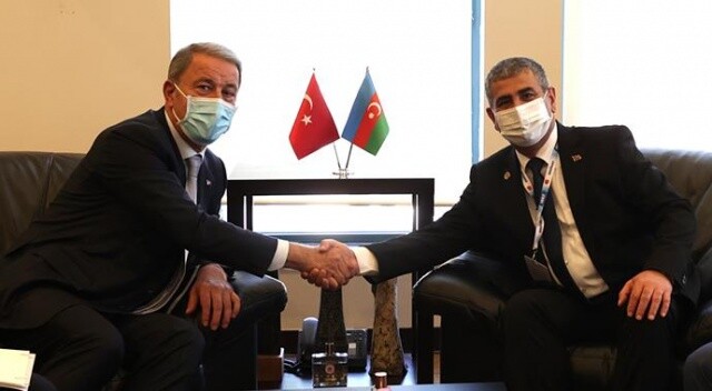 Hulusi Akar, Azeri mevkidaşı Zakir Hasanov ile görüştü