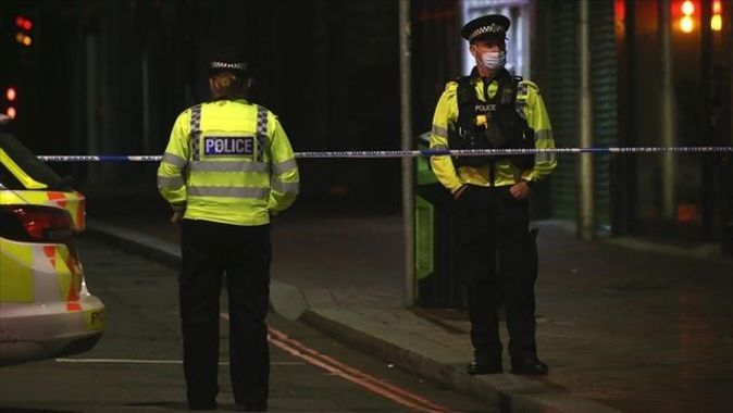 İngiltere&#039;de silahlı saldırıda 6 kişi hayatını kaybetti