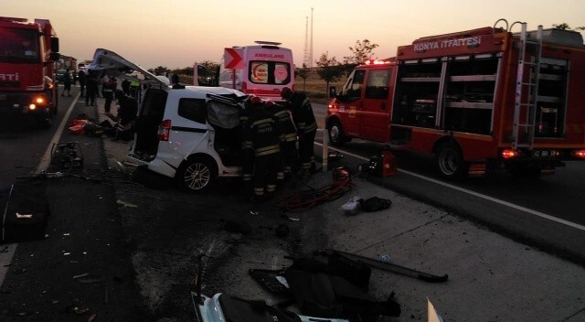 Konya’da tır ile hafif ticari araç çarpıştı: 6 ölü, 2 yaralı
