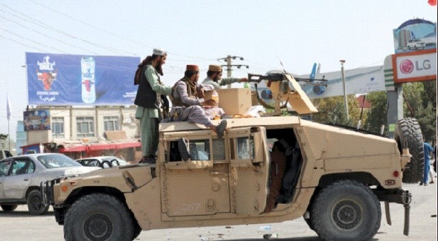 Milyarlarca dolarlık  teçhizat Taliban&#039;a geçti