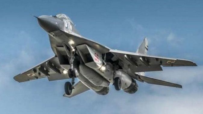 Rusya&#039;da savaş uçağı düştü: 1 ölü