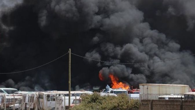 Yediemin otoparkında yangın: Araçlar tek tek patladı
