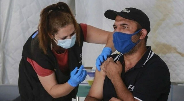 Yunanistan&#039;da Covid-19 aşısı olmayanlara test ücretli olacak