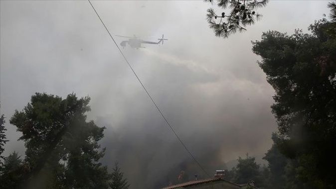 Yunanistan&#039;da orman yangınları sürüyor