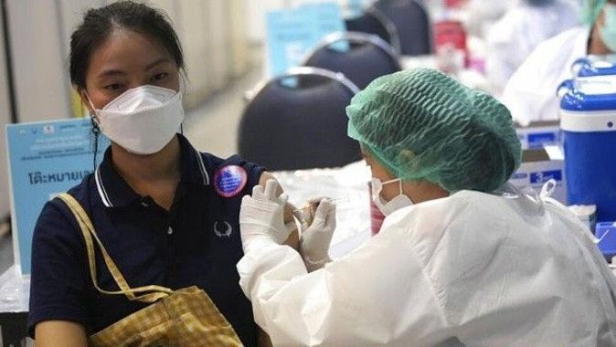 Çin’de 1 milyardan fazla kişi 2 doz Covid-19 aşısı yaptırdı