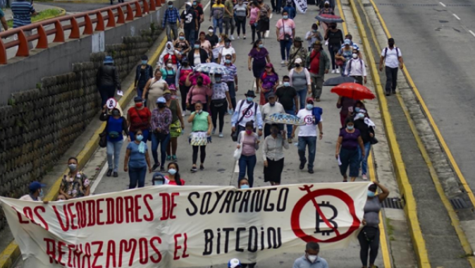 El Salvador&#039;da Bitcoin protestoları giderek büyüyor!