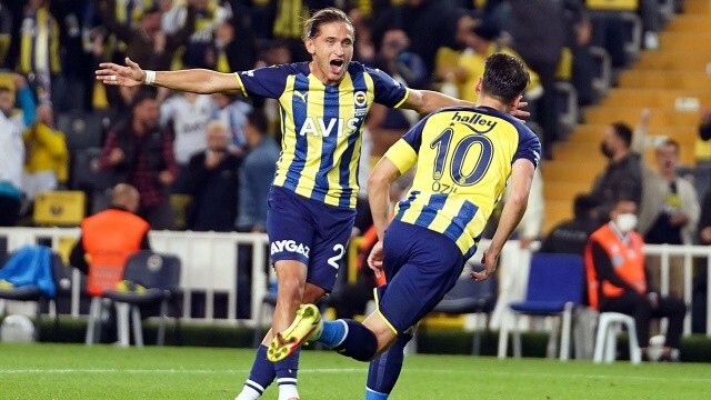 Fenerbahçe, GZT Giresunspor&#039;u 2-1 yendi