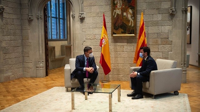 İspanya ve Katalanlar &quot;ayrılık&quot; için masada